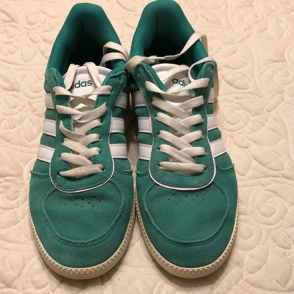 Womens Adidas Green Suede Sneakers with White Stripes and white & green laces.